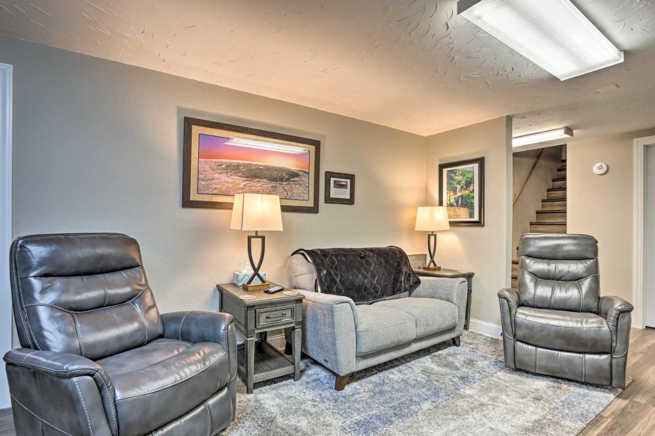 Centrally Located Sturgis Apt On Main St With Garage Kültér fotó