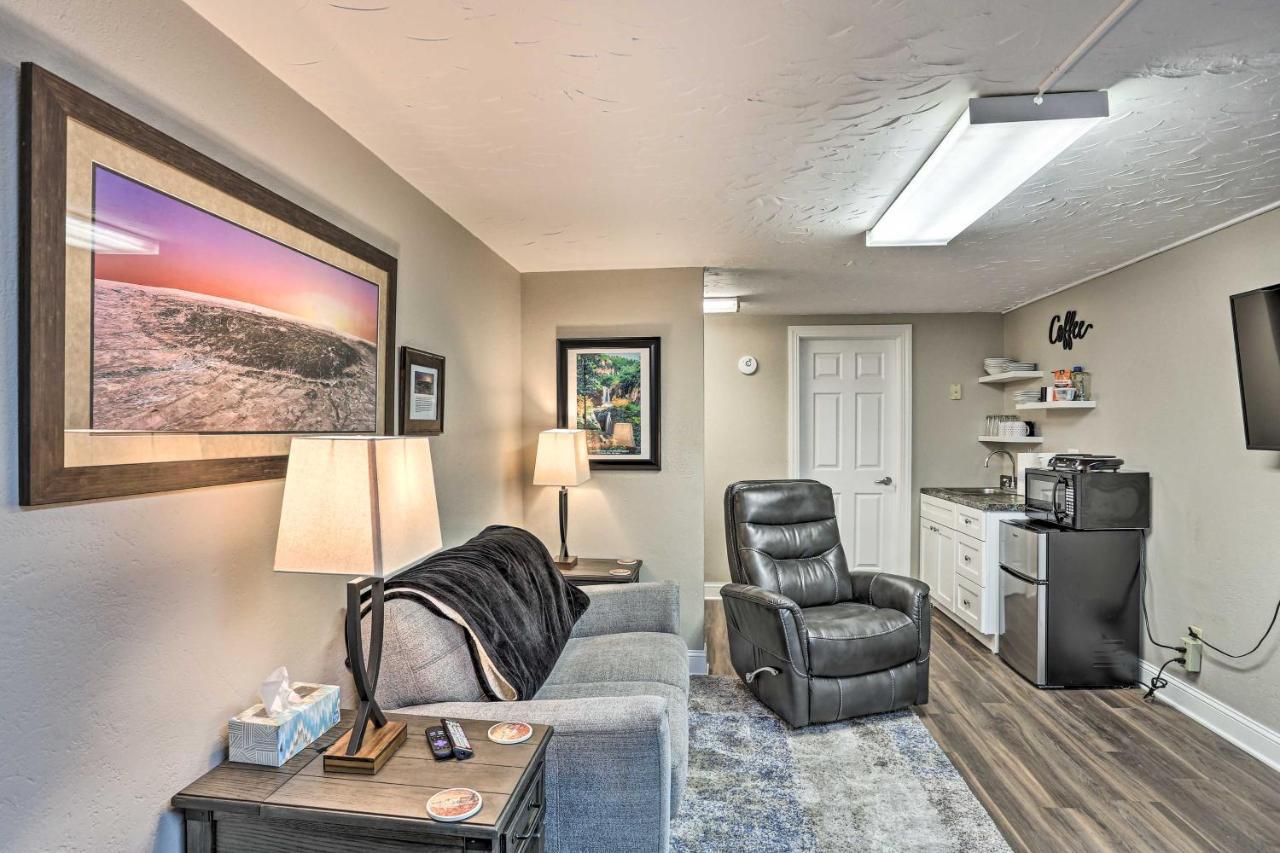 Centrally Located Sturgis Apt On Main St With Garage Kültér fotó