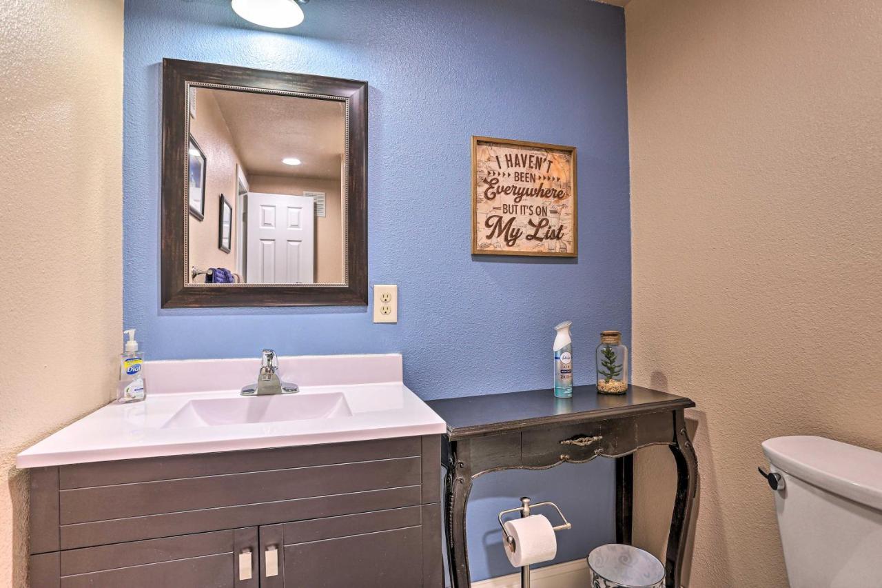 Centrally Located Sturgis Apt On Main St With Garage Kültér fotó